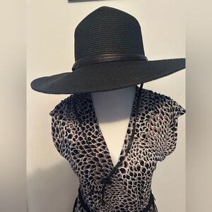 San Diego Hat Company Women's Black Wide Brim Sun Beach Pool Hat